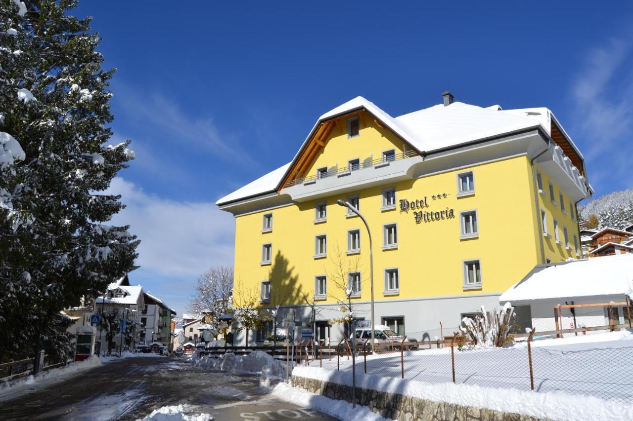 Hotel Vittoria Folgaria Esterno foto
